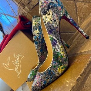 Christian Louboutin Pigalle Follie Silver // 38.5